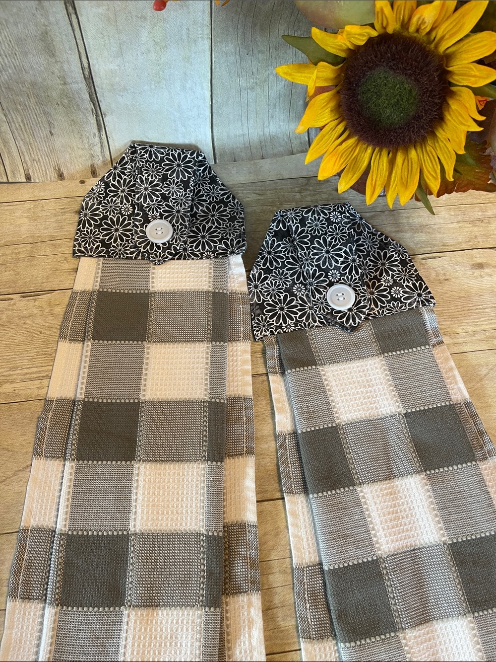 Sewn Top Hanging Towels Set of Black & White & Gray Button Closure